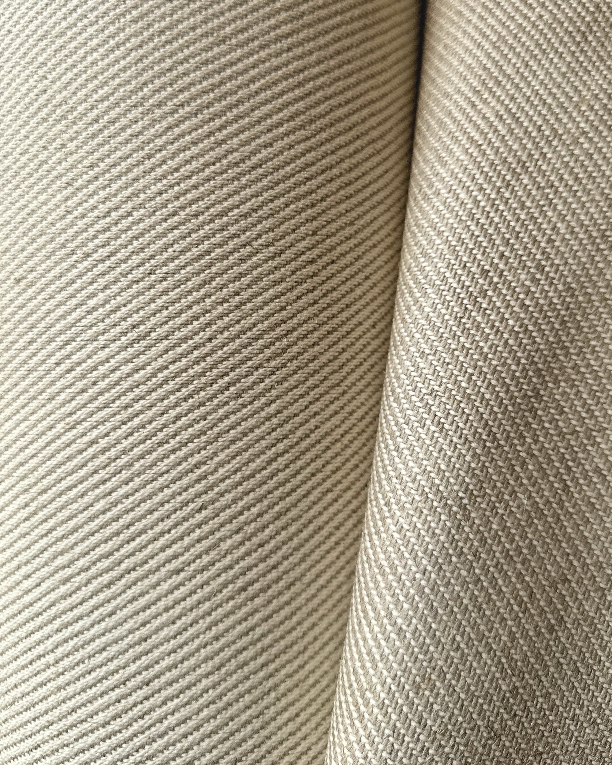 Linen/Cotton Blend Fabric 13 oz/y² (Mixed Natural)